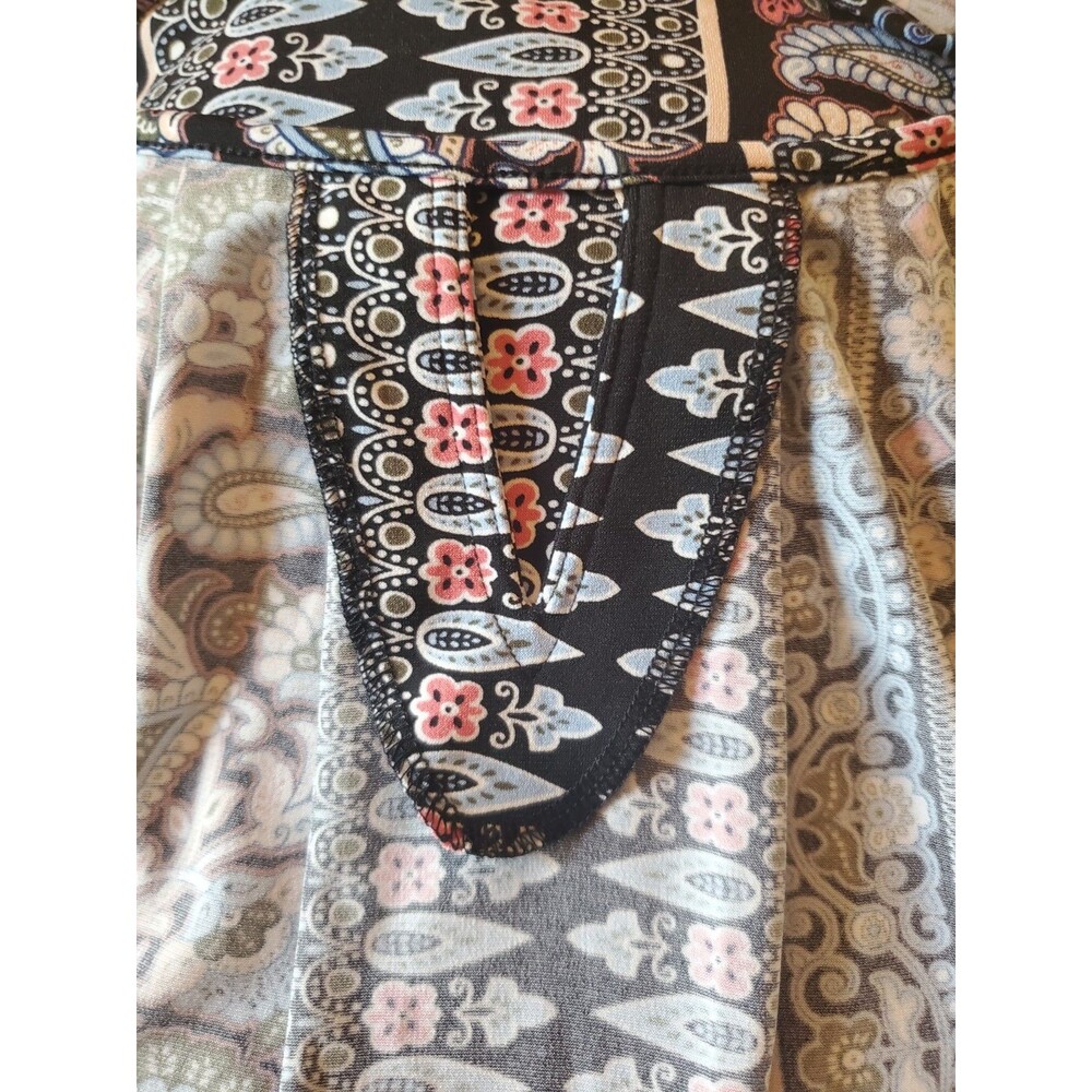 Liz Claiborne Career Petite Short Sleeve Key Hole Crew Neck Blouse Size PL Multi - Picture 13 of 15